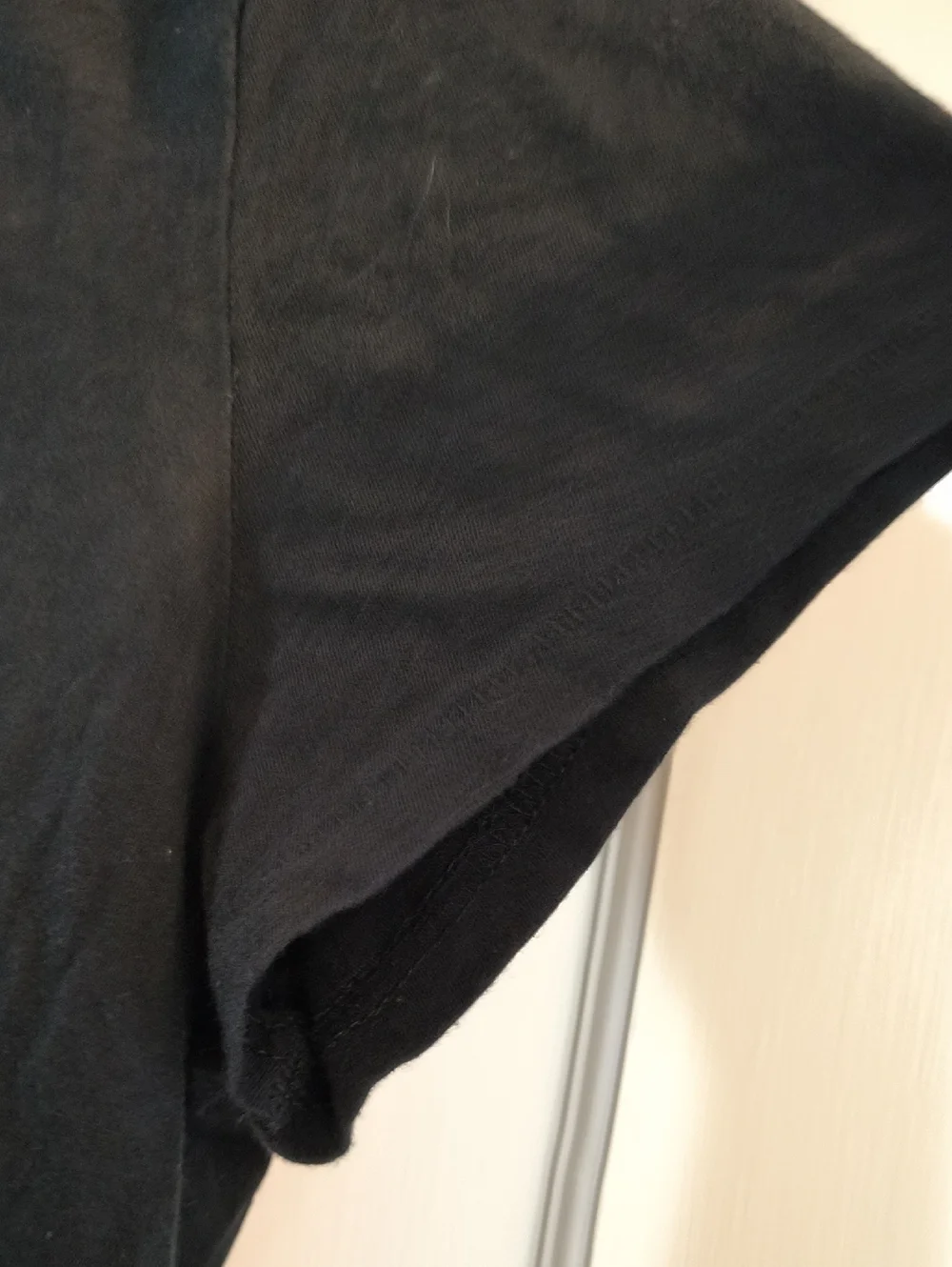 Universal Threads Crop Top - Picture 3 of 3